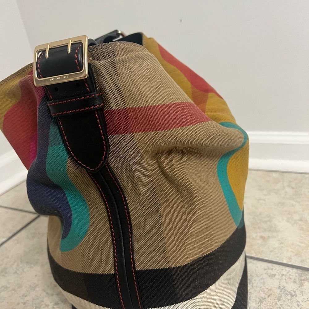 Burberry  Canvas Mega Check Medium Ashby Pop Elements Hobo Handbag - Picture 4 of 14